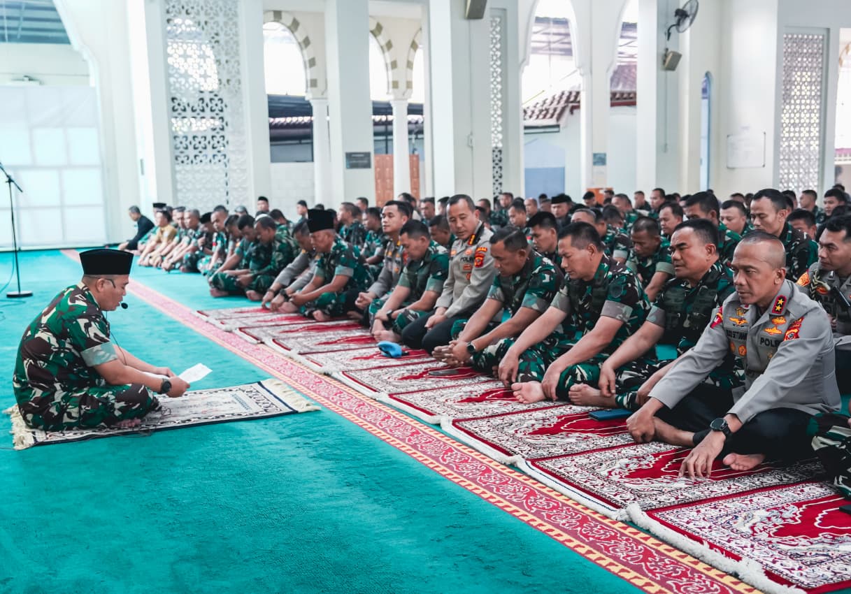 7f052faf-296d-4999-8202-ebffbd93e052