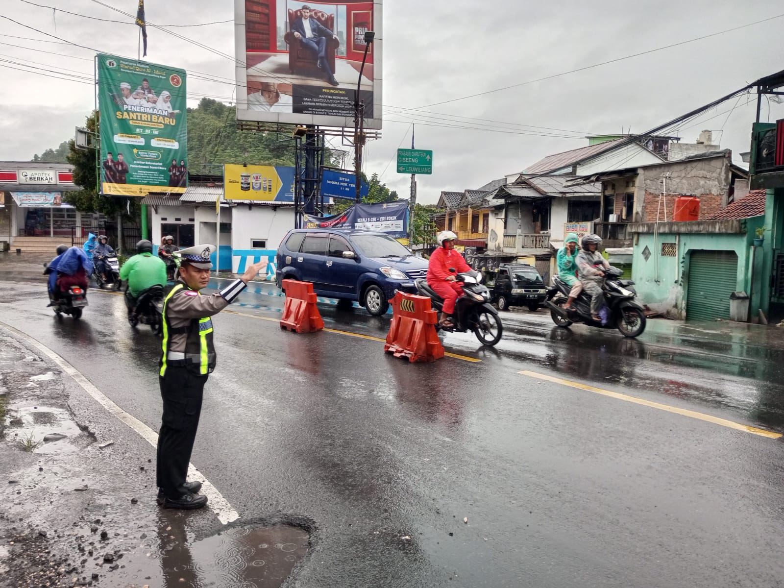 1166cb04-97f5-495a-8807-86dfceac8f55